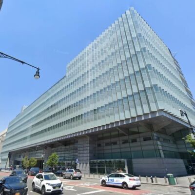 Bronx Criminal Court 265 E 161 St, Bronx, NY 10451 Bronx Criminal Court 265 E 161 St, Bronx, NY 10451