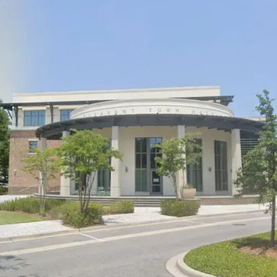 Mt. Pleasant Municipal Courthouse in Charleston South Carolina